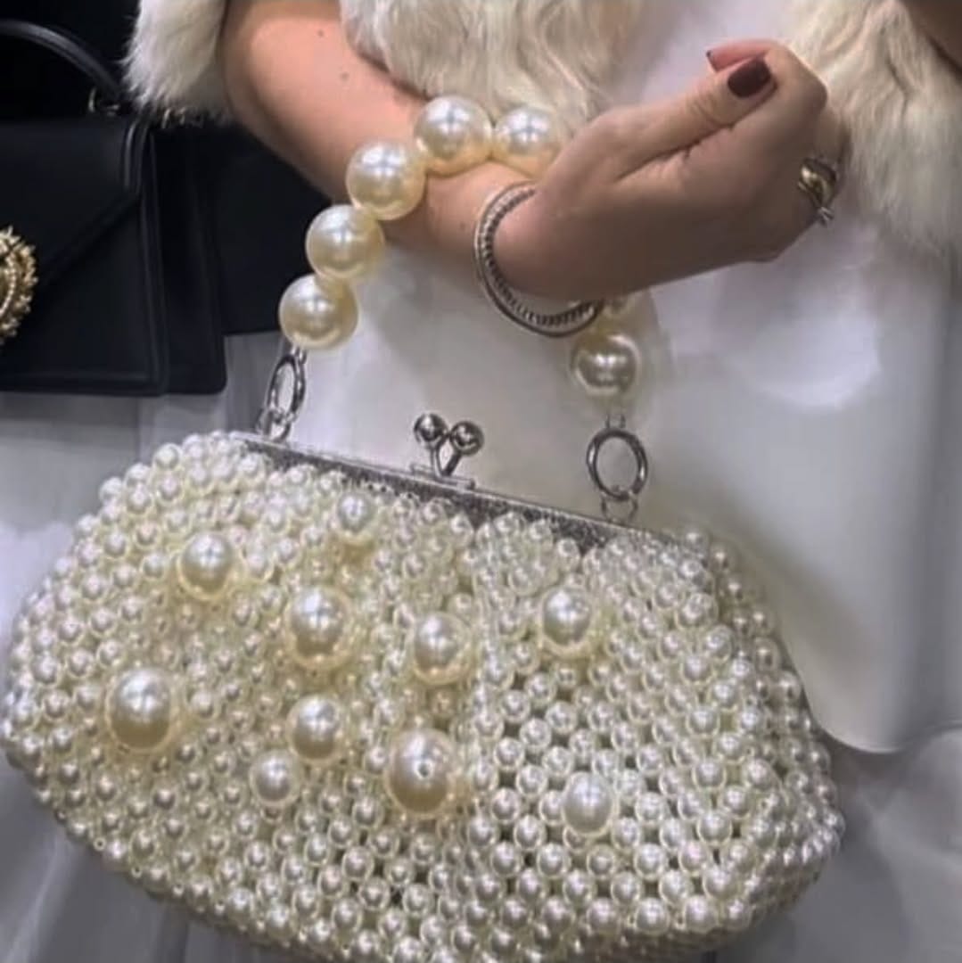 FABRUM-Stand-003-A-3